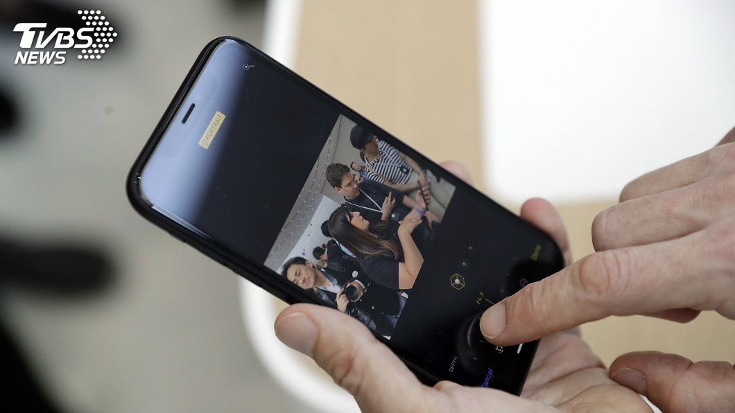 iPhone XR預約「爆棚」　中華電1小時內額滿