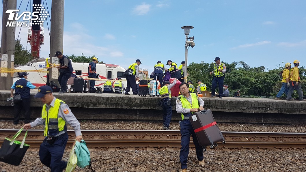 普悠瑪列車翻覆意外 受傷人數增至190人