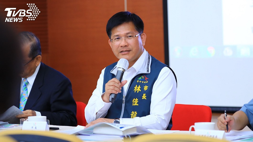 林金連撞座車送醫 林佳龍關切盼勿再發生意外