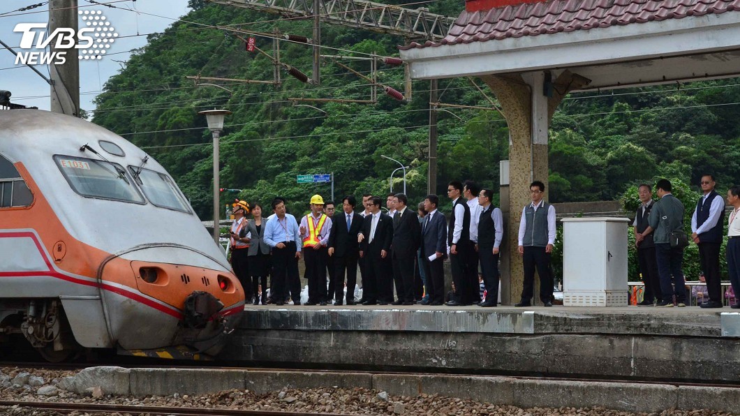 視察新馬車站　賴揆：會釐清責任給社會交代