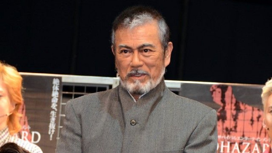 差「54歲」爺孫戀爆再復燃 79歲男星狂愛年輕女大生