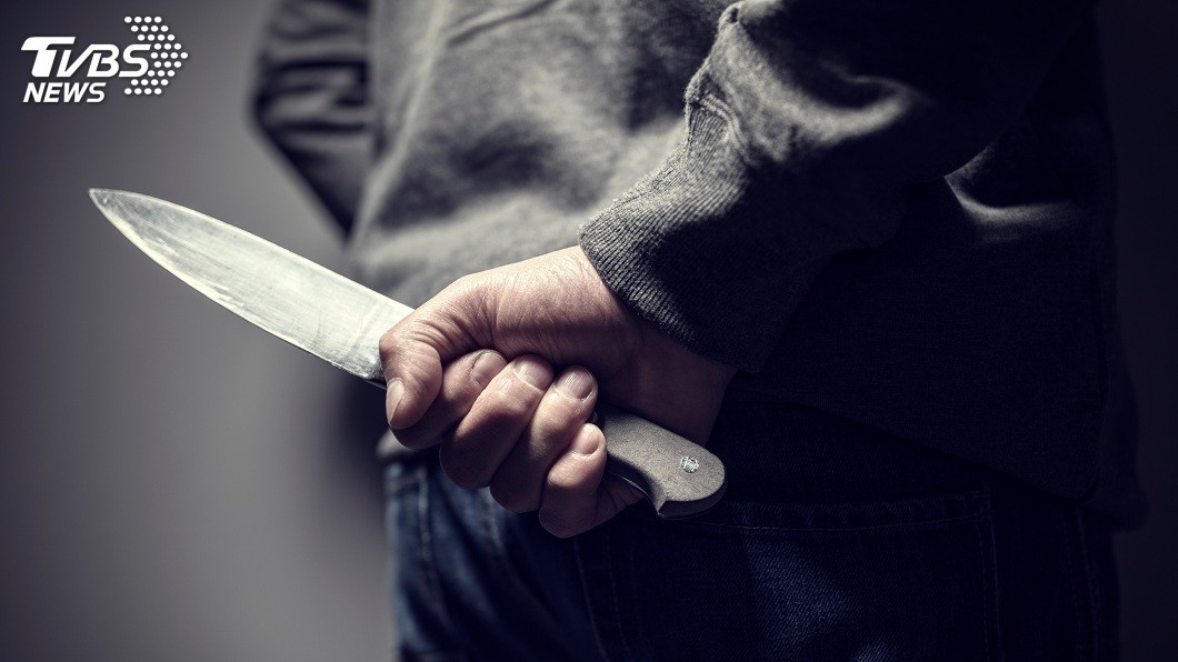 衰爆！男吃宵夜遭惡煞砍斷手筋　竟是烏龍尋仇