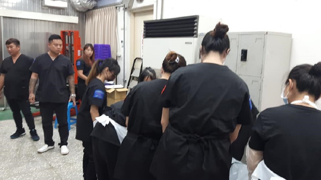 「76行者遺體修復團隊」替這次普悠瑪罹難者修復儀容。圖/翻攝自王薇君臉書