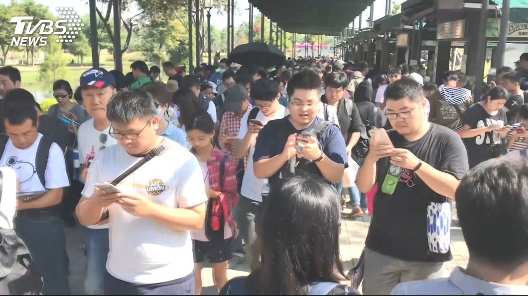 台南塞爆!小黃紙條曝「龜速原因」 網笑:不叭你了