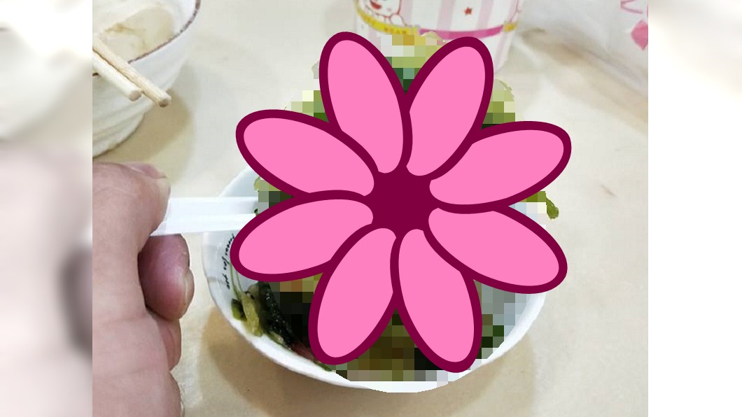 男子點一份燙青菜30元 但份量讓他苦笑「菜漲價?」