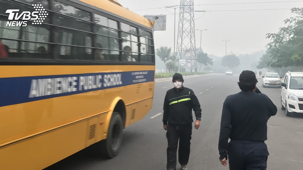 印度空汙嚴重 醫:彷彿宣判肺病患者死刑