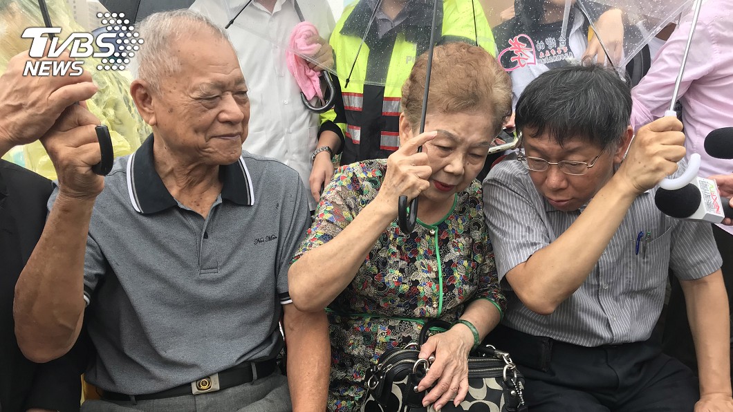 柯文哲「跪在地上不敢起來」　唯一一次被老爸揍是因為她