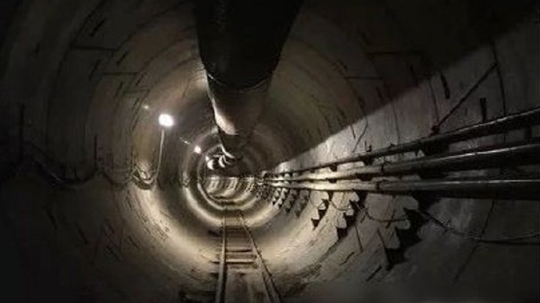 「超迴路隧道」測試曝光 網友驚呼:科幻片成真