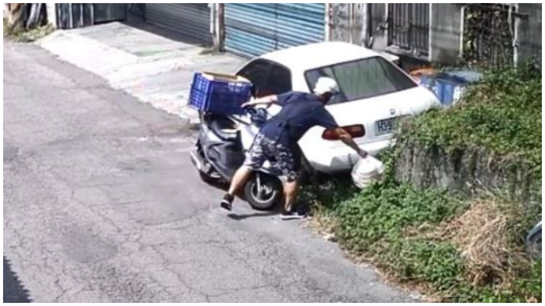 13個便當整袋丟草叢!外送員說這理由 老闆氣瘋