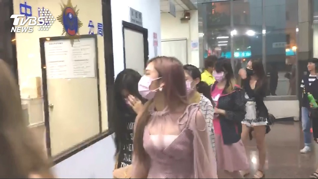 酒店經紀幫還債 紅牌酒女上班1天「從良」不幹了