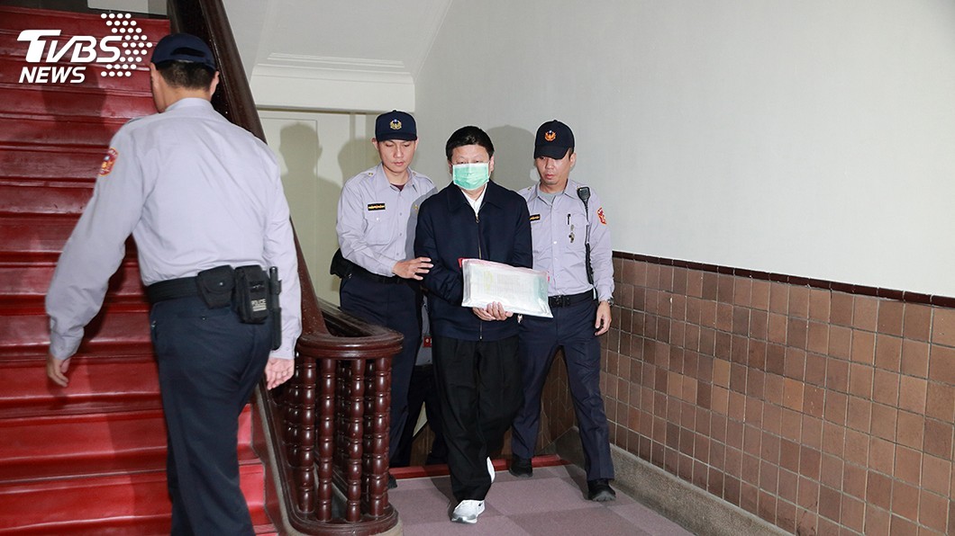 被控炒作凱聚案開庭 傅崐萁入獄後首度現身