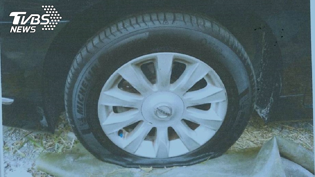 車停巷子被誤認情敵 輪胎遭癡情男戳破8次
