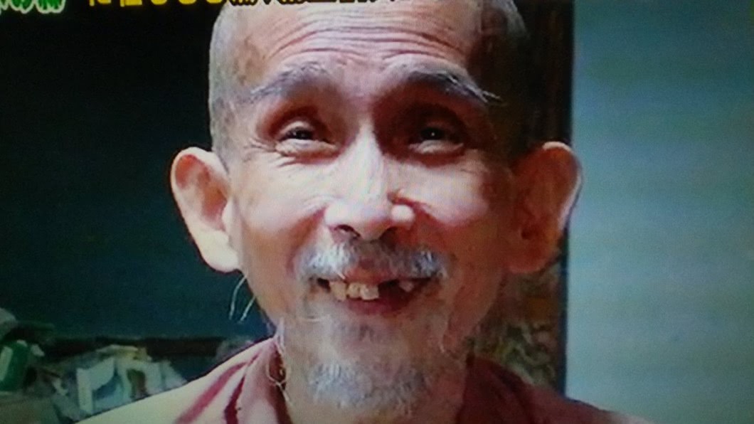 廢到70歲!「骨灰級啃老族」靠爸媽活 錢花光就自盡