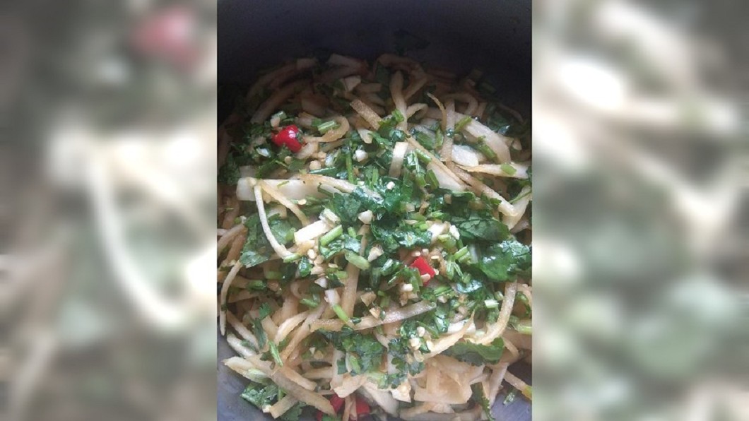 妻賣涼拌菜養三女　他在獄中淚誓：出來好好照顧妳們