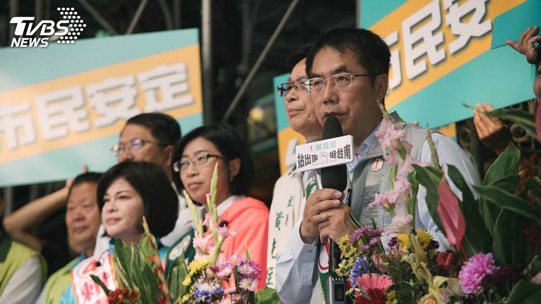 呂秀蓮指「心靈脫黨」 黃偉哲:尊重祝福