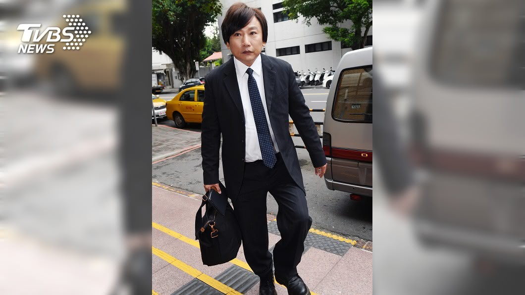 性侵案二審開庭　秦偉主張無罪