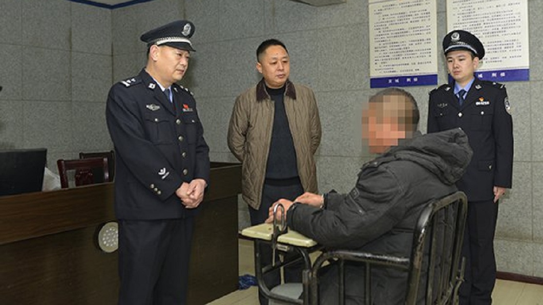 怨妻婚前有男人…醋夫忍19年打死情敵 躲15年終被逮