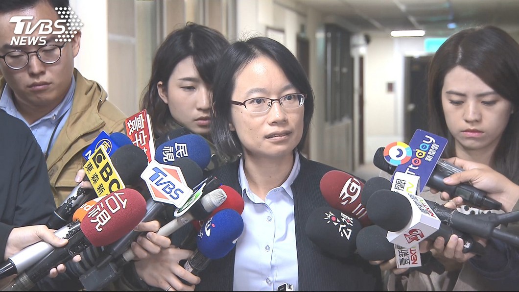 遭點名下台　吳強勢回擊：我沒什麼好委屈！