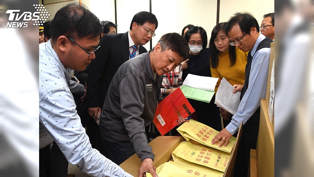 丁守中聲請重新計票　法官查封台北市長票匭