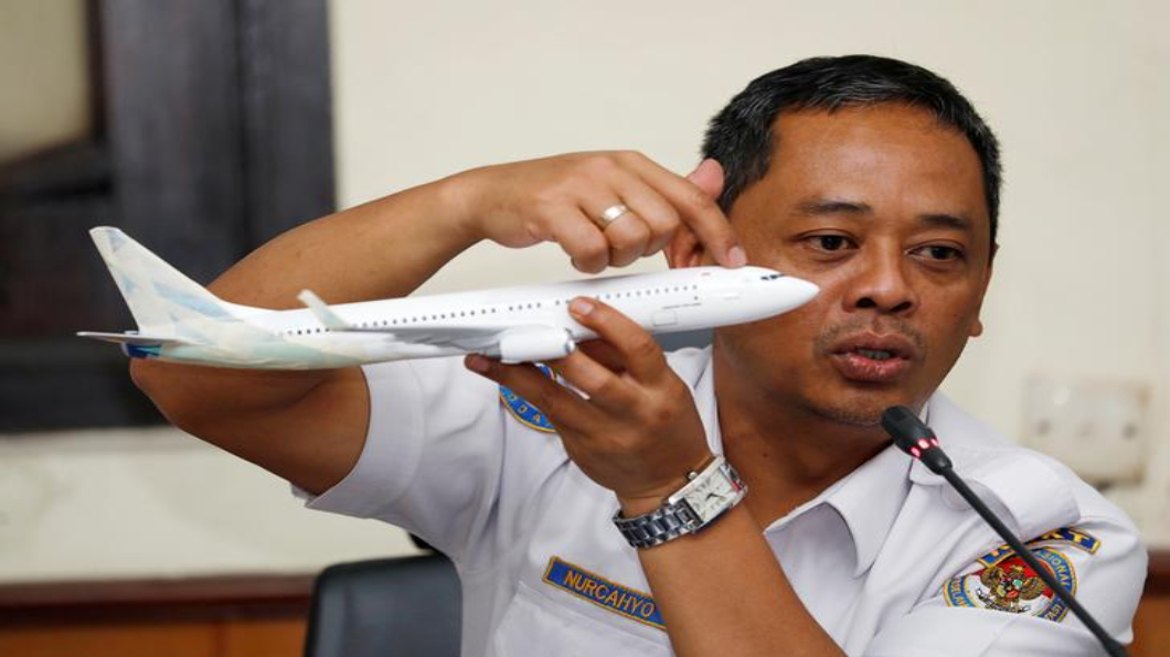 獅航空難報告：機鼻下壓　機師搏鬥20回！