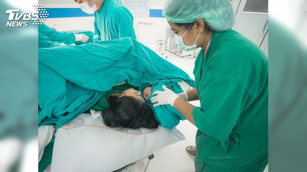 15年資歷栽了！　「醉醫師」做剖腹產1屍2命