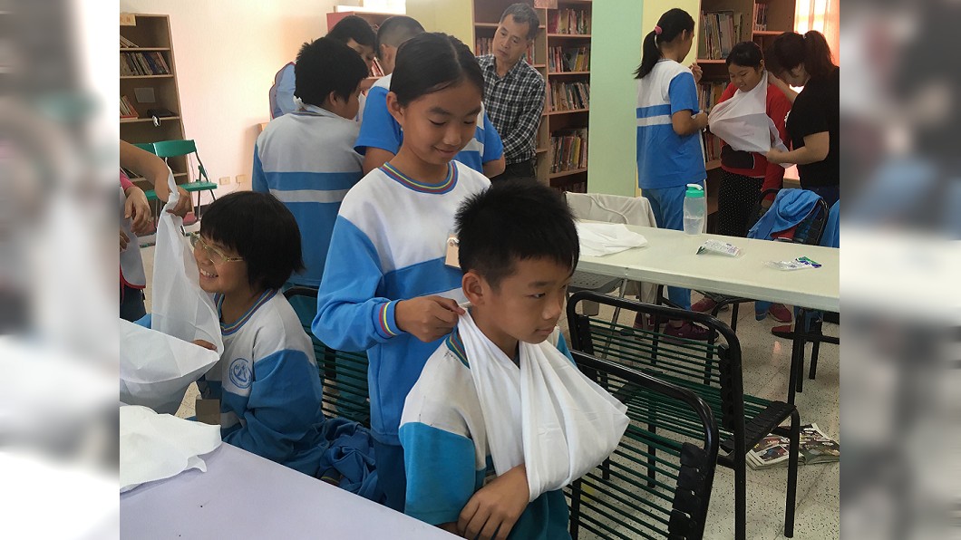 護理師電台人員甘苦談　偏鄉童職場體驗開眼界