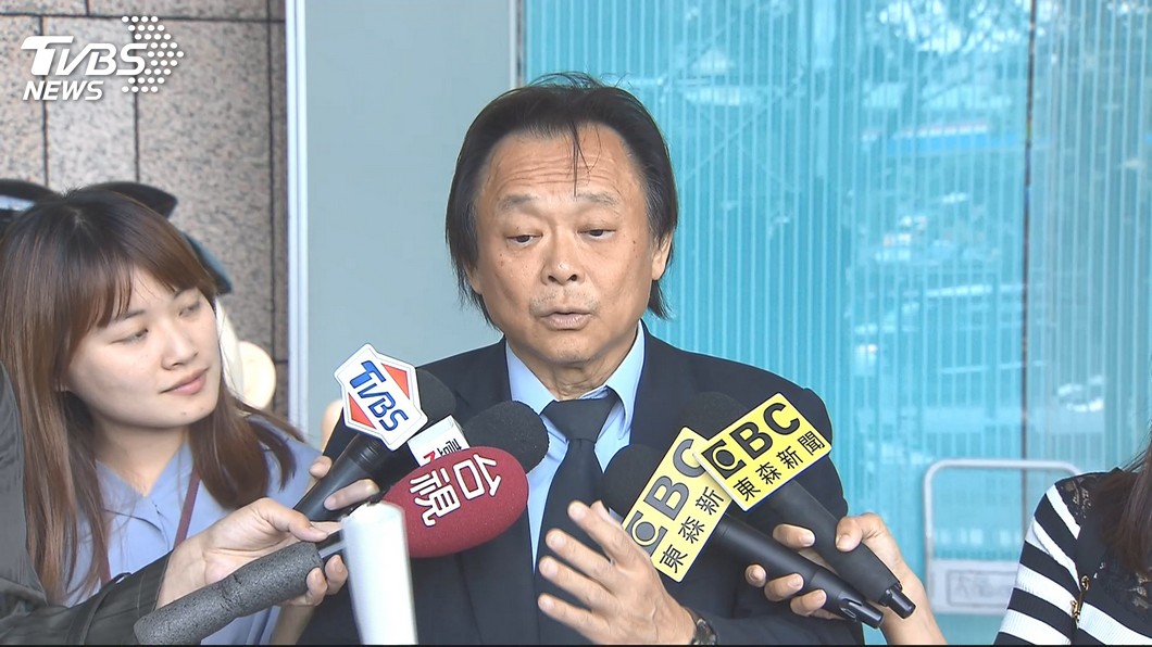 王世堅「4字」轟口譯哥空降!嗆吳釗燮:你擔不起