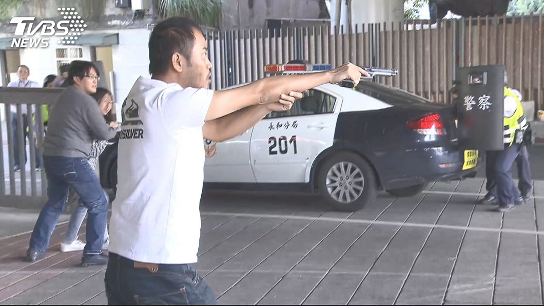 「有人被挾持」!警獲報不知演練 民眾虛驚