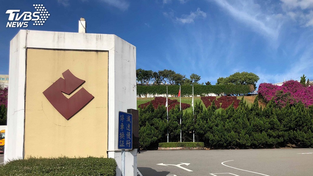 嚴凱泰病逝 裕隆汽車三義廠降半旗哀悼