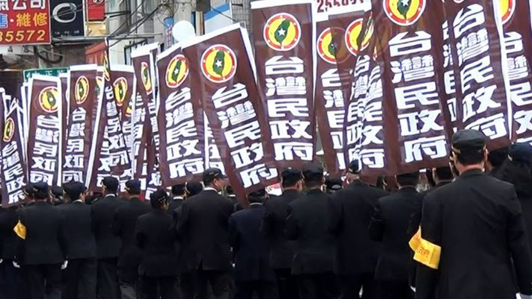 打人還嗆「我是議員」!警這3字反擊 男秒改口:自由業