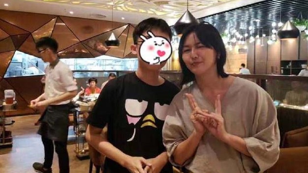 火鍋店遇粉絲合照 孫燕姿產後模樣曝光