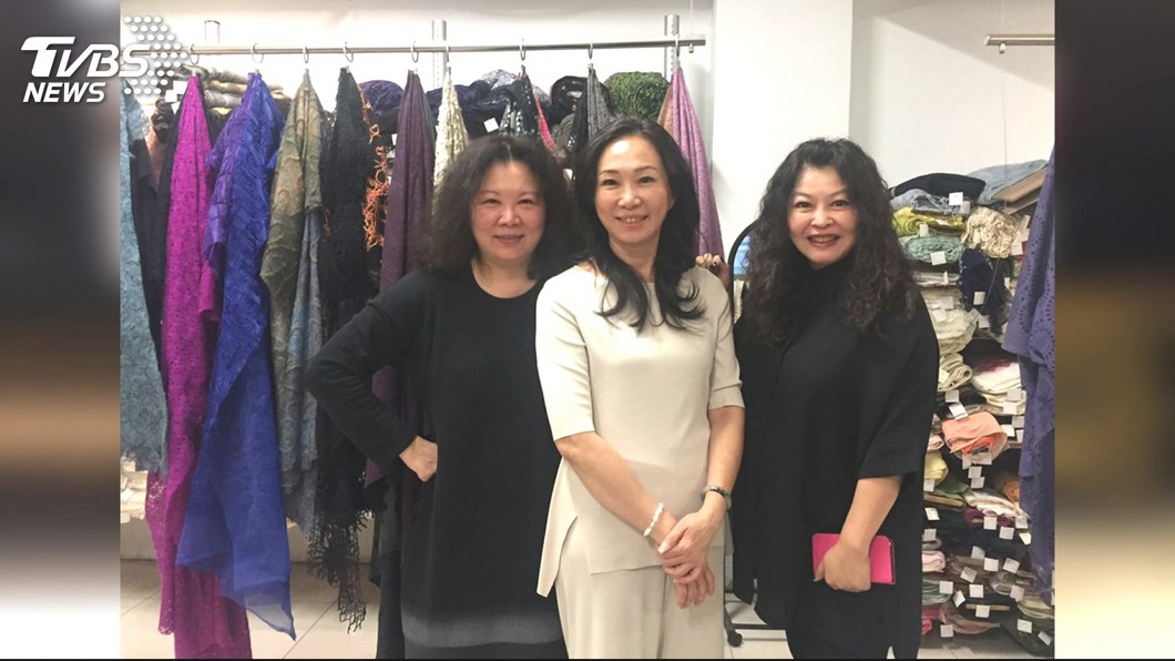 腿和林志玲一樣長!禮服雛形曝 李佳芬羞:韓國瑜不懂