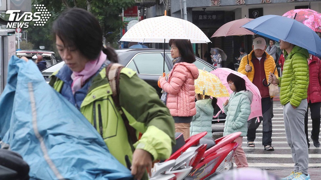 白天起東北季風減弱 氣溫漸回升降雨漸緩