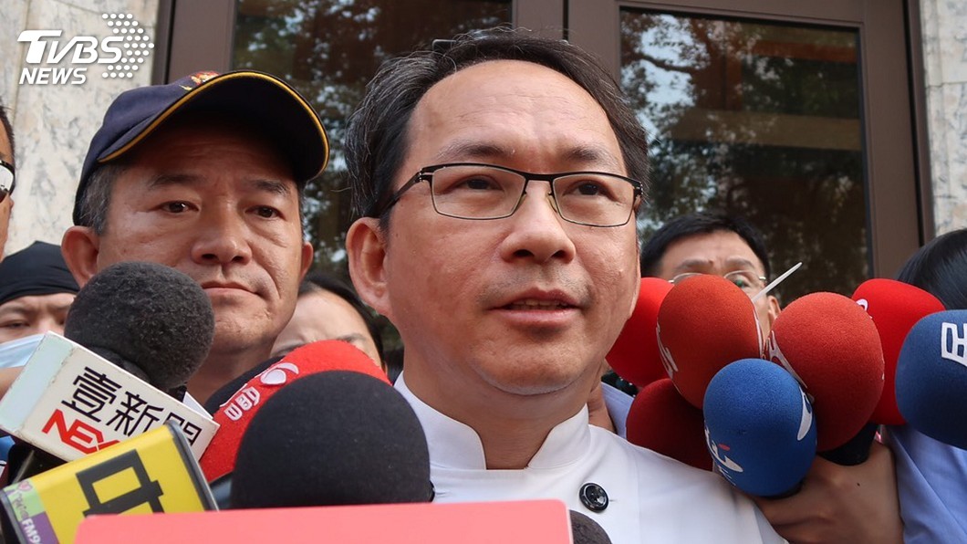 被逼表態九二共識都是蔡英文的錯? 他喊:放過吳寶春吧