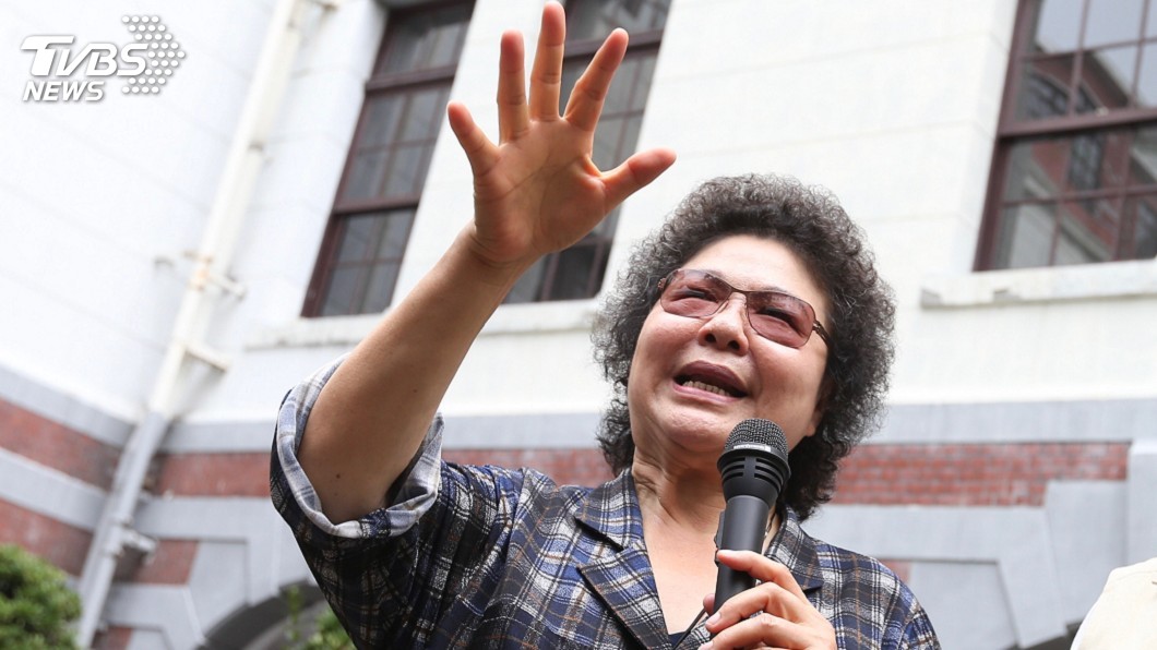 鬆口談去留　陳菊：總統需要我，不會逃避