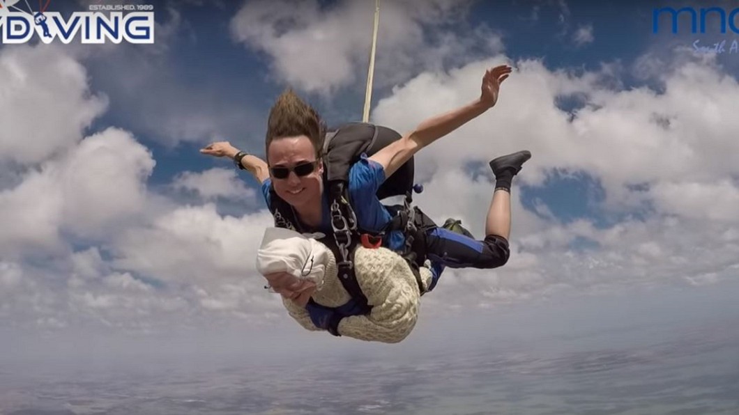圖/YouTube/SA Skydiving頻道