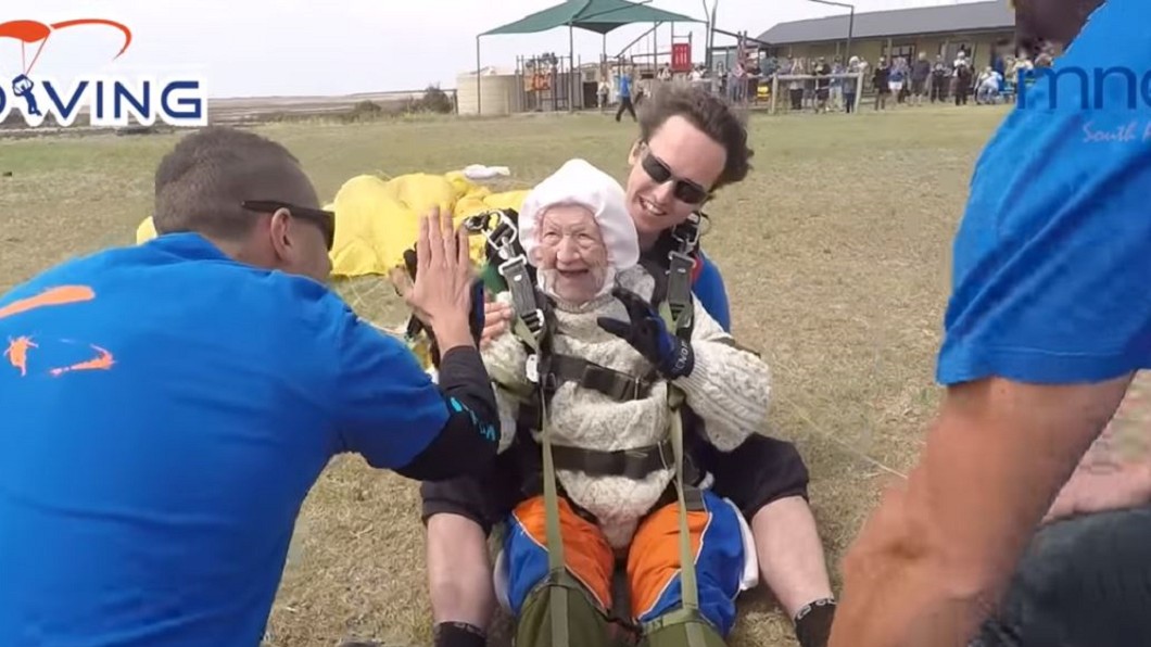圖/YouTube/SA Skydiving頻道