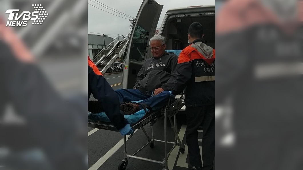 公車急煞輪椅翻覆 范可欽肋骨斷3根留院觀察