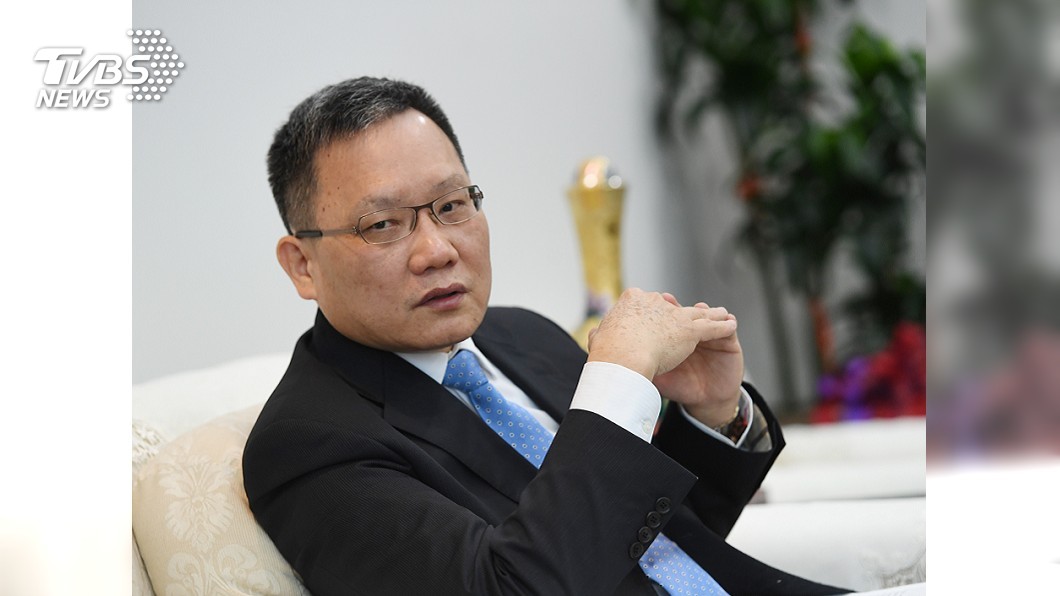 低調務實不怕罵名 財長蘇建榮報喜也報憂