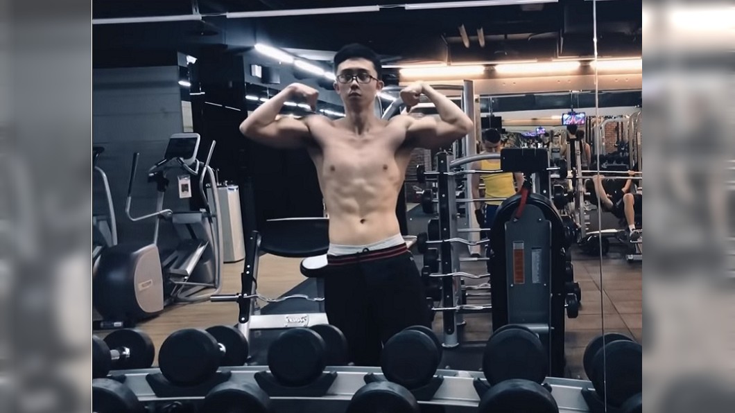 臉書關閉改YouTube 孫安佐健身大秀肌肉