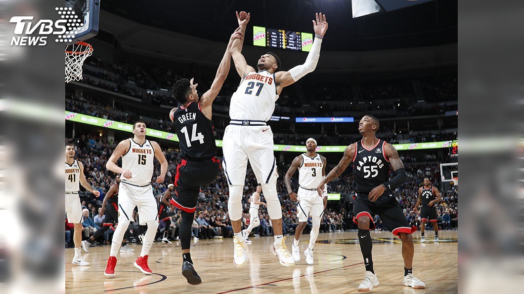 NBA東西區龍頭交鋒 金塊逆轉勝暴龍