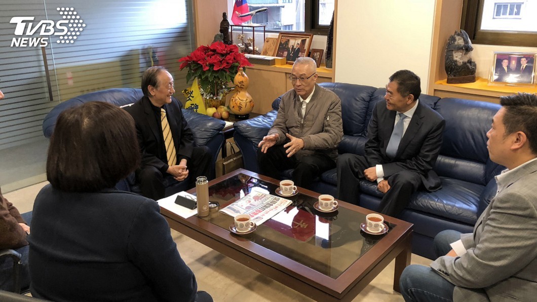 吳敦義拜會新黨 爭取支持北市議長選舉