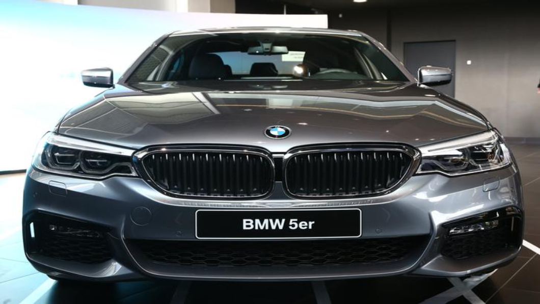 BMW網路叫車上線　配駕駛.大陸放行