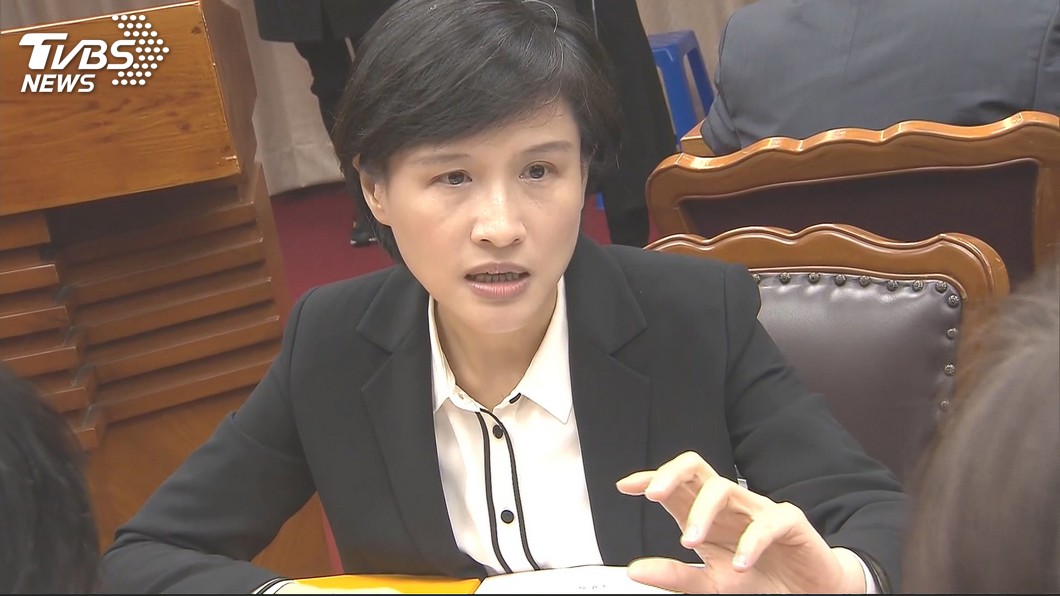 找上文化部老下屬 蘇貞昌挽回鄭麗君留任