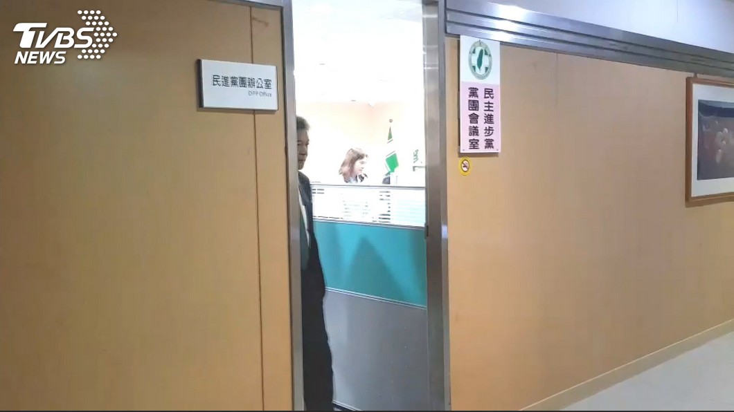 台南議長選舉內鬨 綠營24里長醞釀退黨