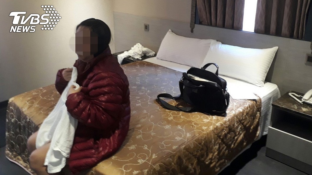大逆轉！警找到賣淫孕婦　驚曝：沒懷孕「單純肚子大」