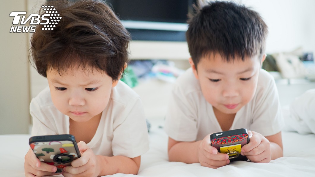 4歲童上課亂跑不受控　竟是「3C保母」惹禍