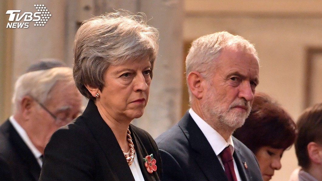 英議會問答掀波瀾 柯賓疑似罵梅伊「蠢女人」