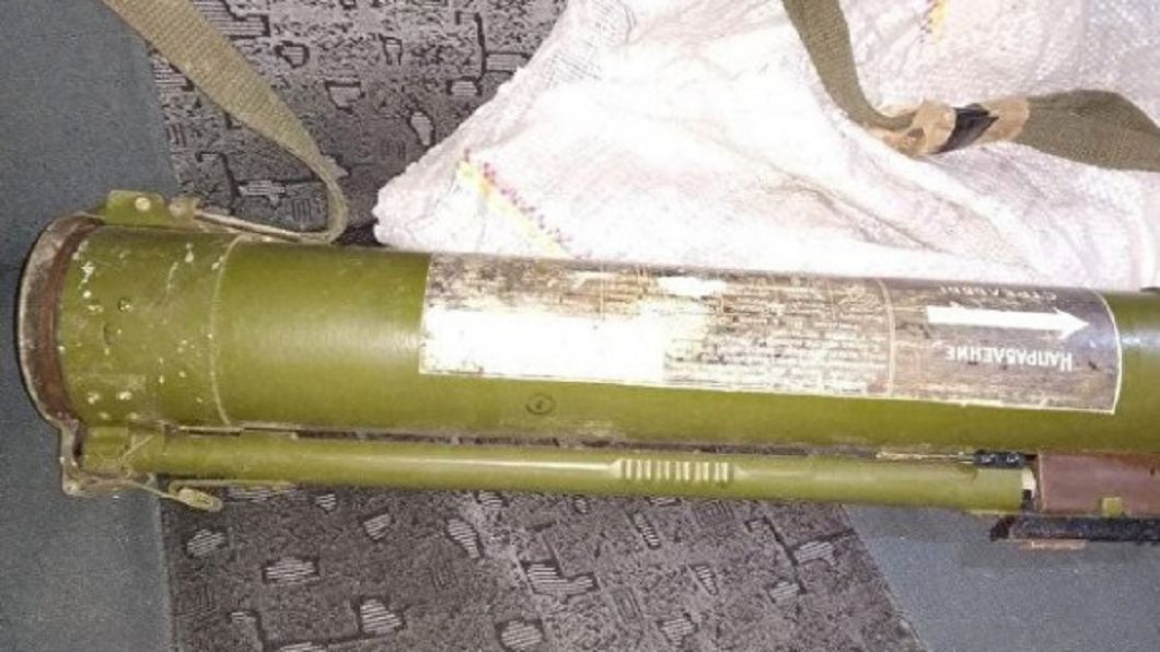 撿到「最狂遺失物」 計程車司機驚呆:火箭筒