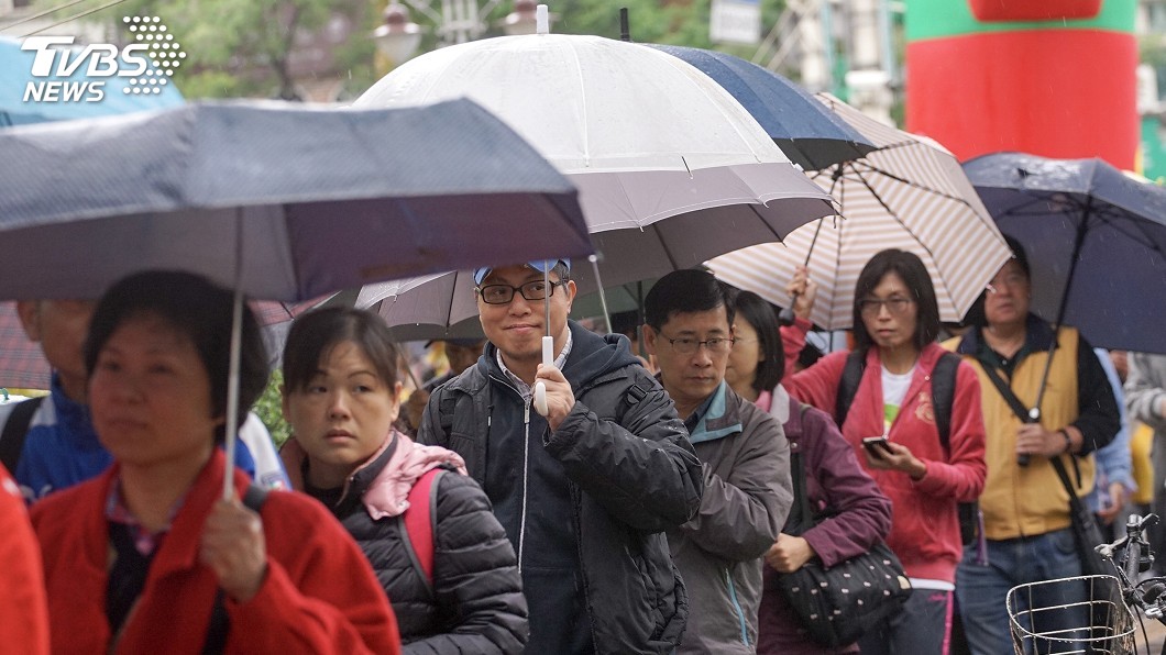 週三鋒面到!北台灣掉10度又變濕涼 雨下到「這天」